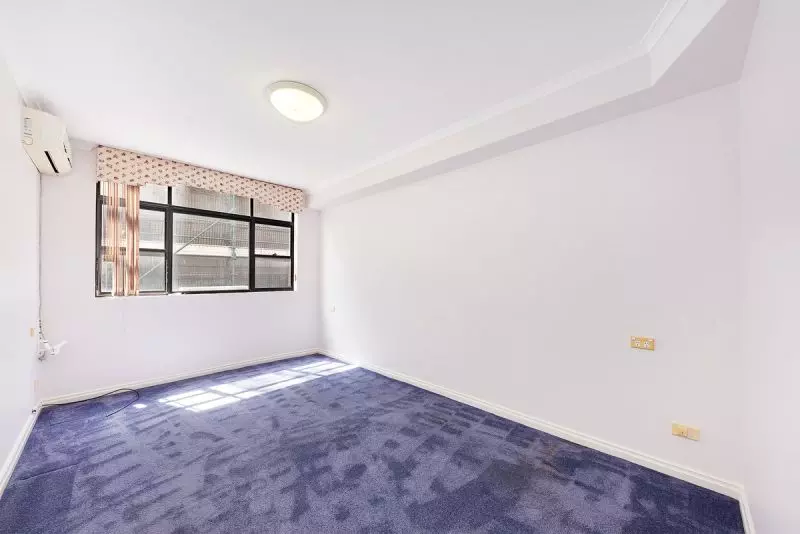 Beautiful 1 Bedroom unit on the 1st floor