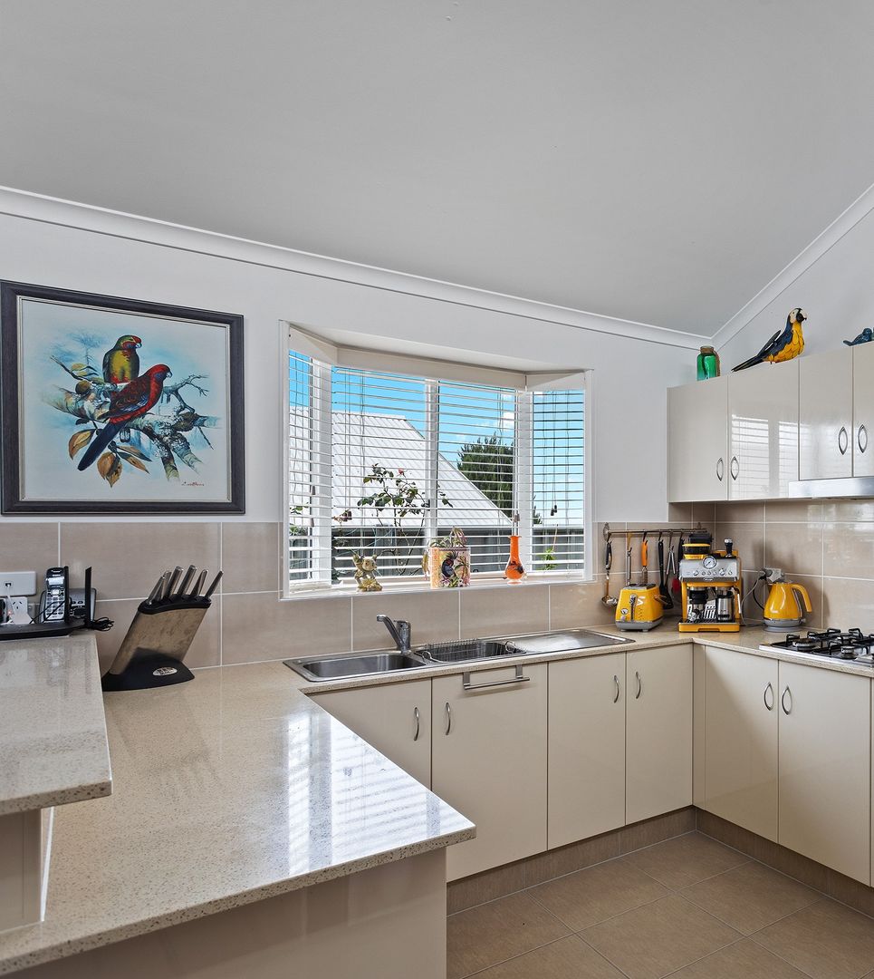 Newly Renovated Watervale 3