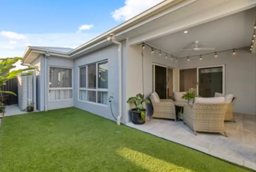 Halcyon Nirimba - Home 142 - Over 50's Luxury Resort (Sorrento Design)