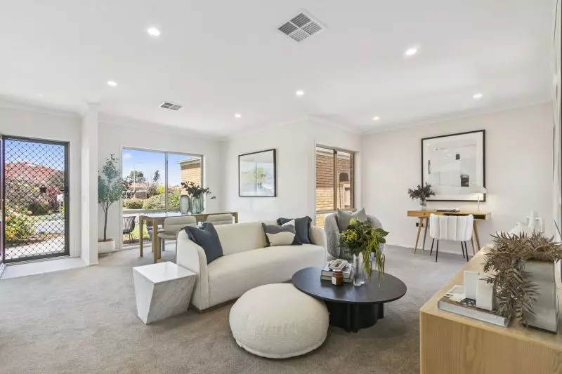 Stylish upgraded 2-bedroom villa