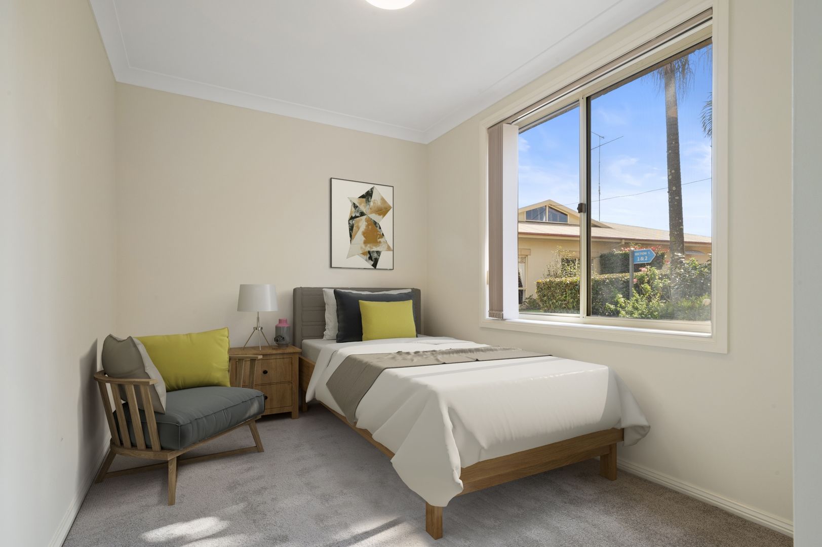 Exceptional Ground Floor unit with great floorplan!