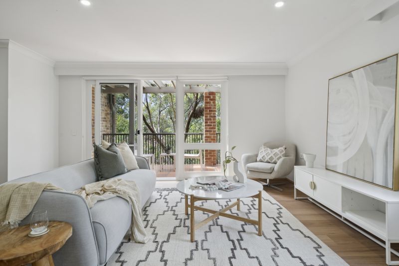 Ready to move in! Spacious apartment with Balcony, Lift Access & Serene Views