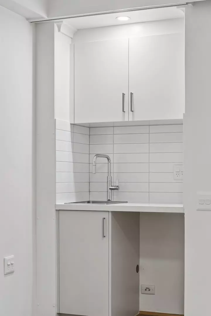 Newly Renovated ! Charming Retirement Retreat Serviced Apartment