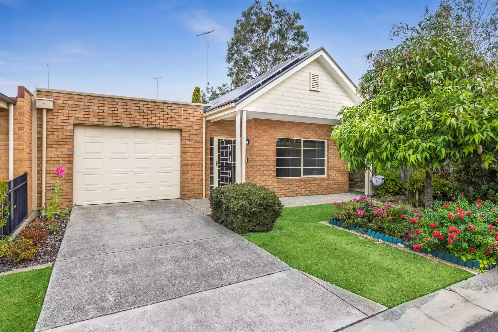 Modern Three Bedroom Villa with Alfresco Area