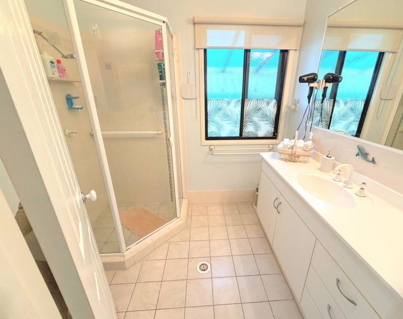 Modern & Perfect Balance of Space & Comfort