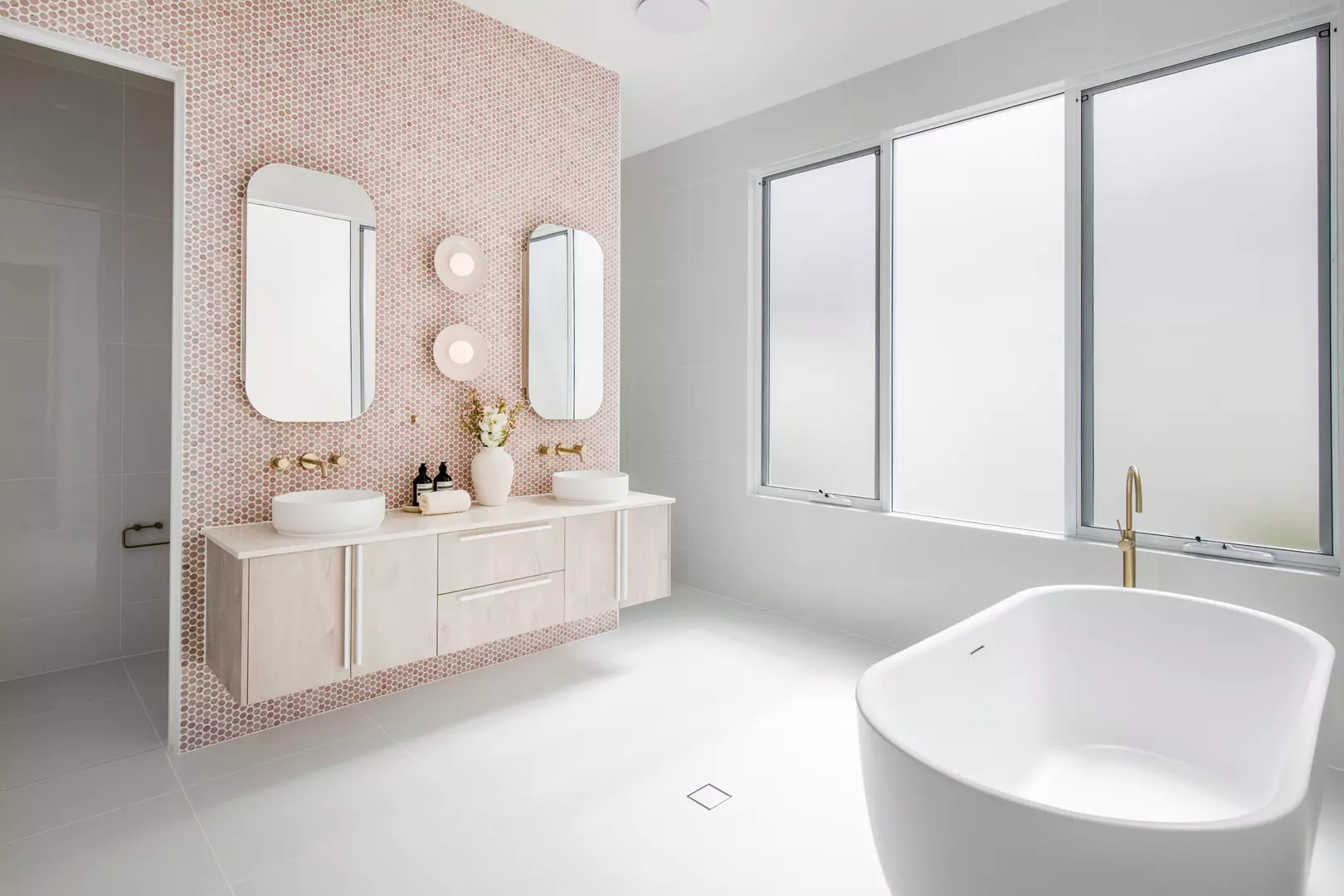 Avondale Type 1  by Palm Lake Resort Pelican Waters