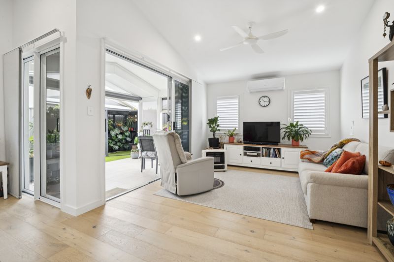 Private, Peaceful & Perfectly Positioned in Plantations