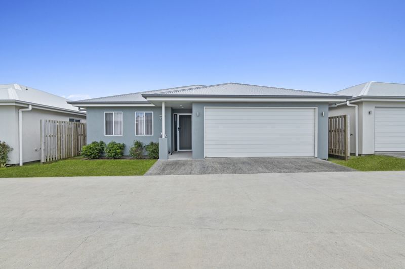 Three Bedroom Haven - Spacious Living!