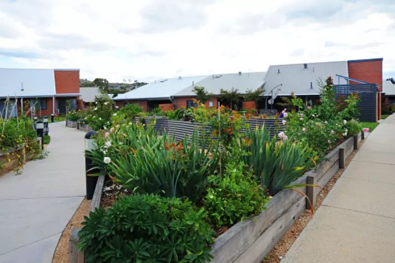 Newly refurbished 2-bedroom villa | Uniting Amala