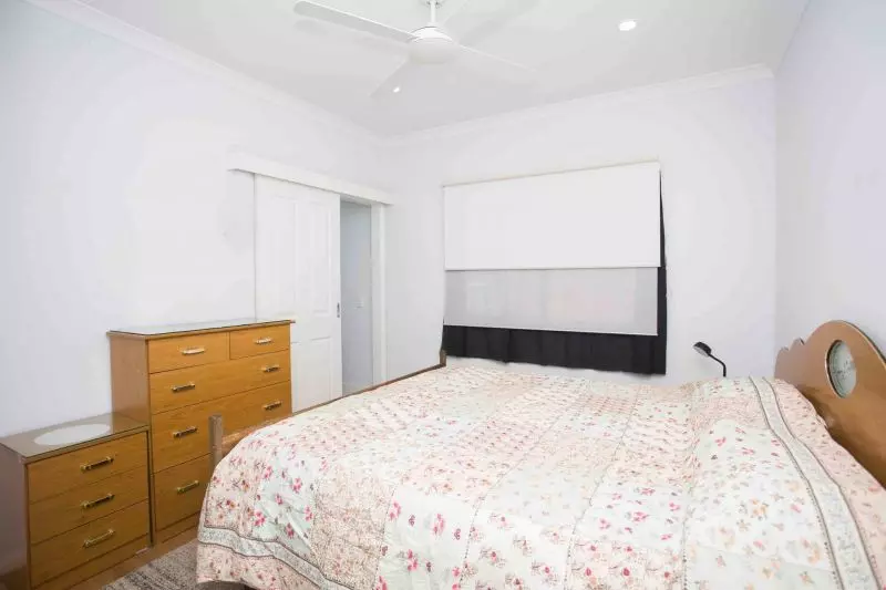 Unique 2 bed, 2 bath plus study with unmatched views