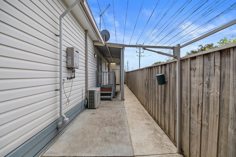 Quiet, Corner Location – Spacious Design