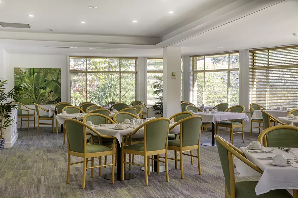 Ready to move in now.  When you're not ready for aged care - independence without the chores.