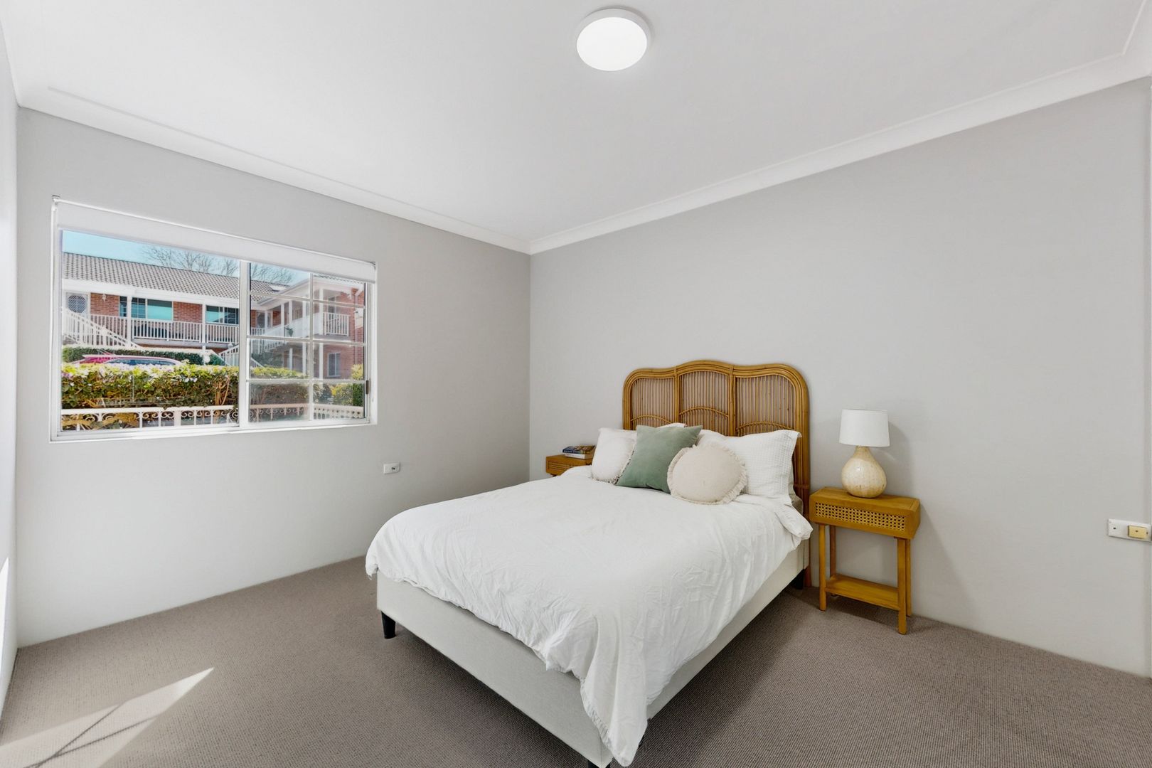 Fully Renovated Ground Floor Serviced Apartment – Sunny North-Facing Balcony