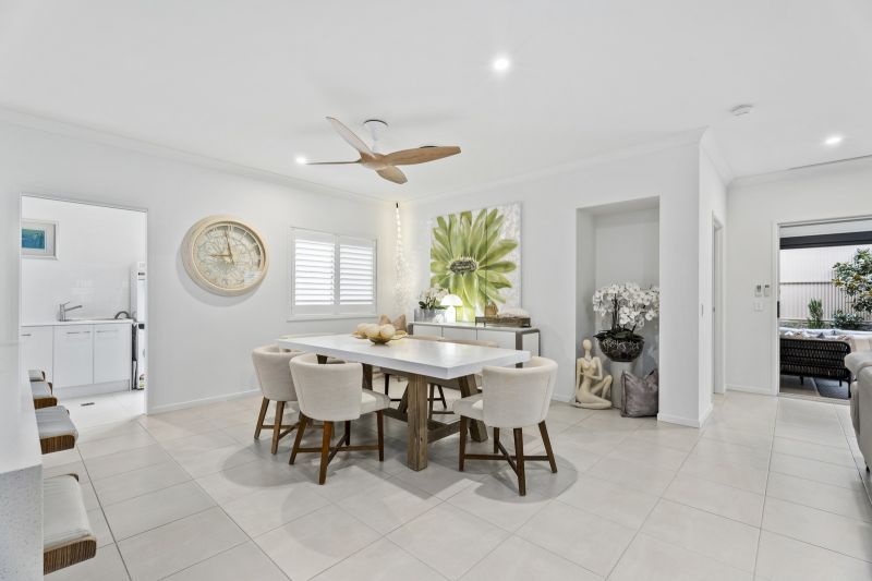 Site 238 - Established Macan