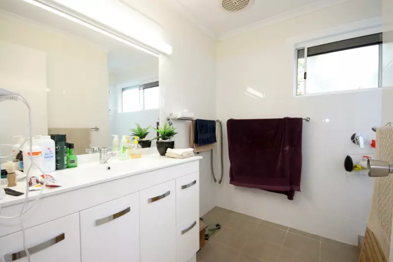 Tweed Broadwater Village, an Over 50’s Pet Friendly Lifestyle Village. 