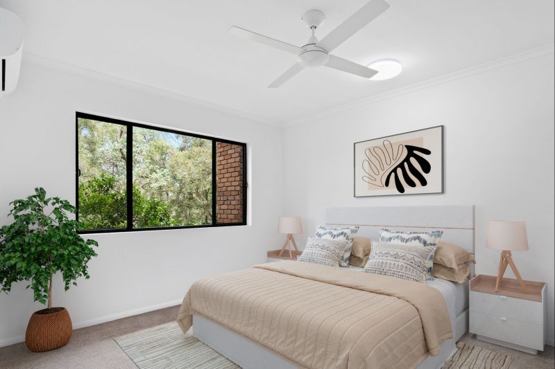 Charming three-bedroom lower ground apartment surrounded by lush greenery