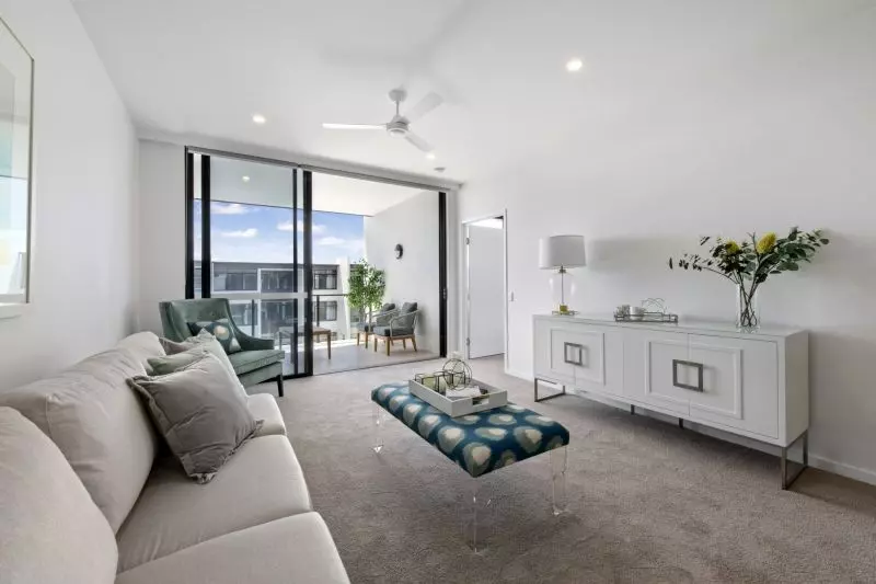 Luxury Top-Floor Living in Central Maroochydore
