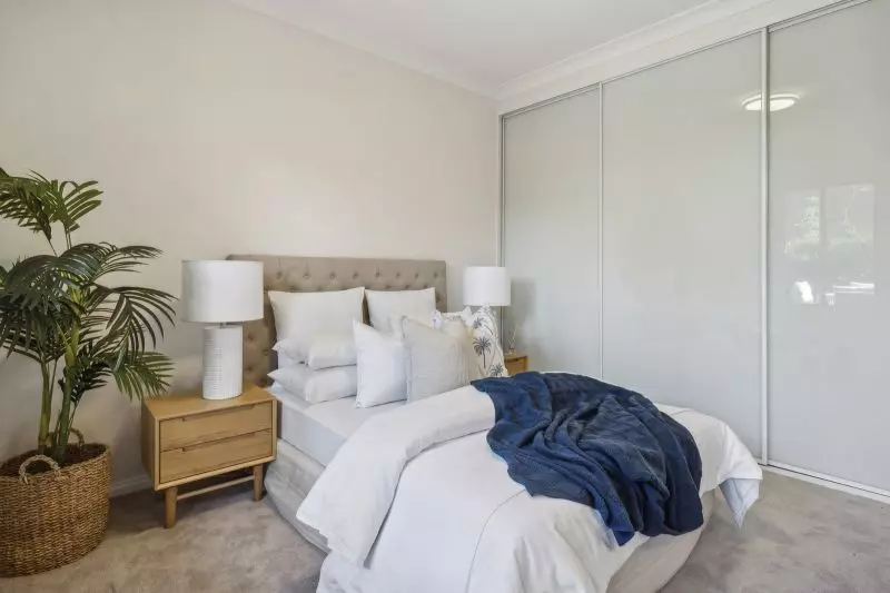 Light-filled villa with stunning bush view