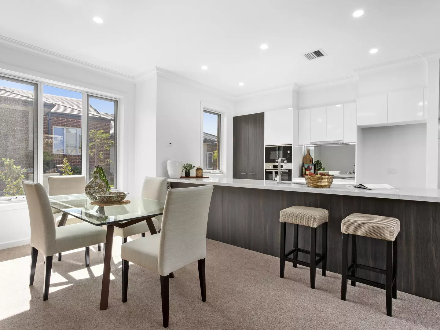 Elevate Your Lifestyle with Breathtaking Views!