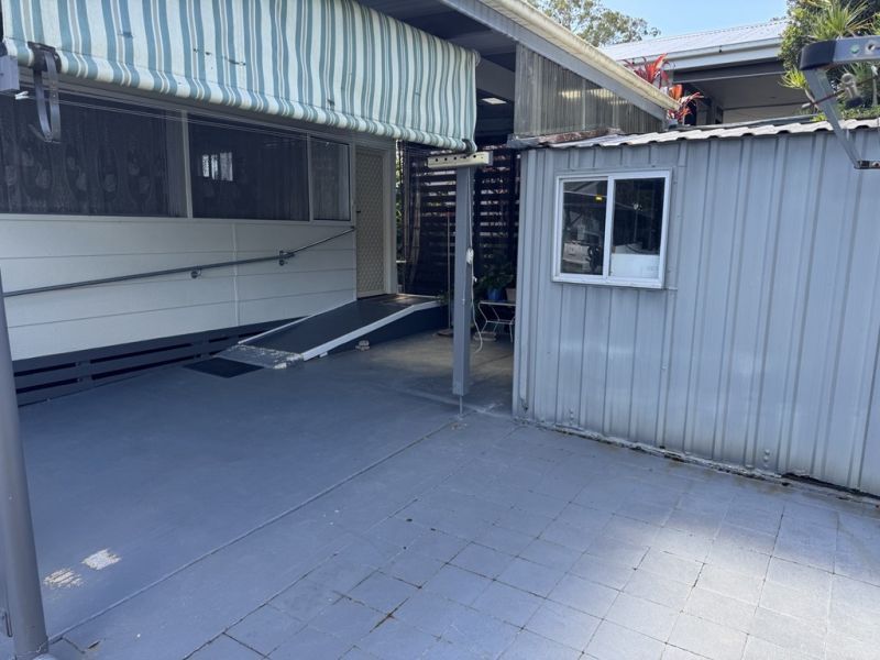 Large Manufactured home