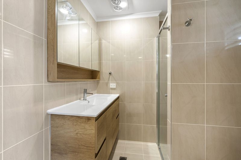 Beautiful two bedroom, two bathroom villa with office/craft room.