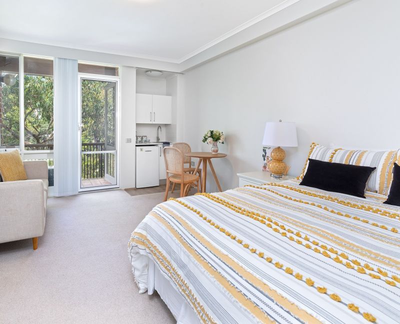 Studio Serviced Apartment at Willandra Village with beautiful bushland outlook