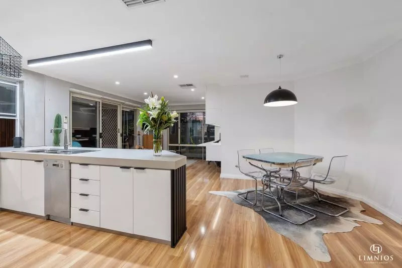 Standalone street front villa