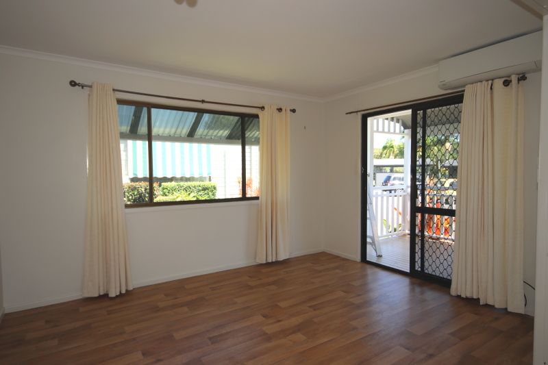 Tasman Holiday Park - North Star - Over 50's Residential Park