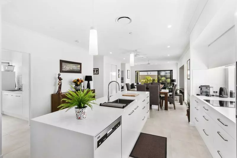 Site 491 - Established Berwick H5