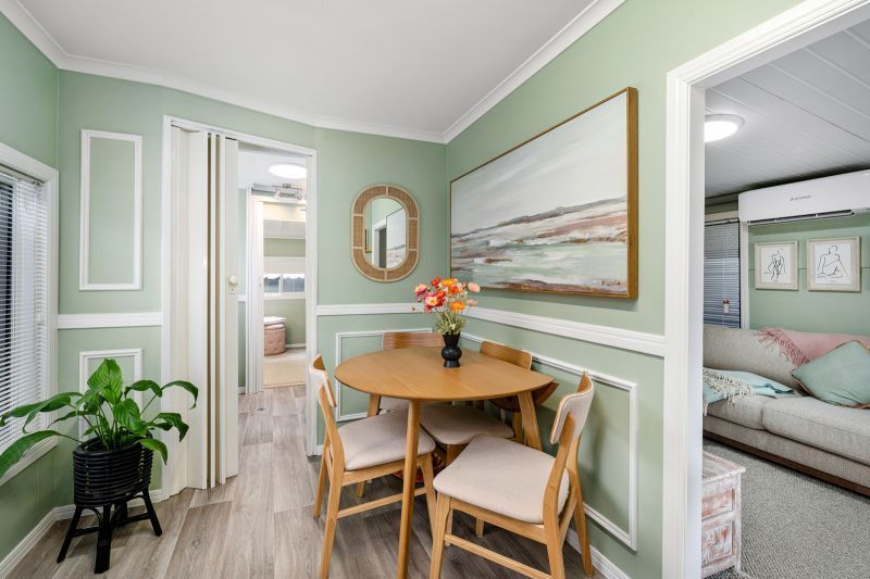 Stunning, Private Haven - Beautifully Renovated Interior