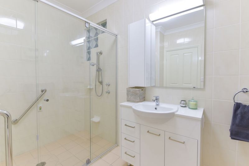 Spacious, ground floor 2 bedroom apartment.