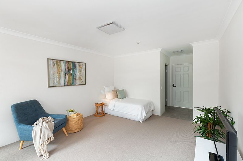 Stylish and newly renovated serviced apartment.