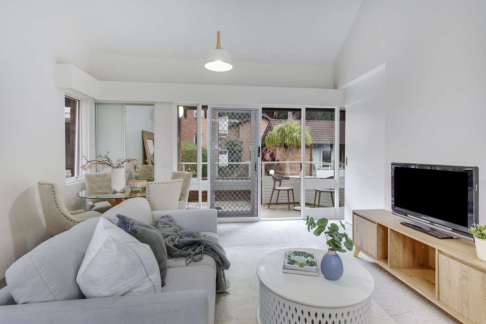 19/79 Cabbage Tree Road Bayview, NSW 2104