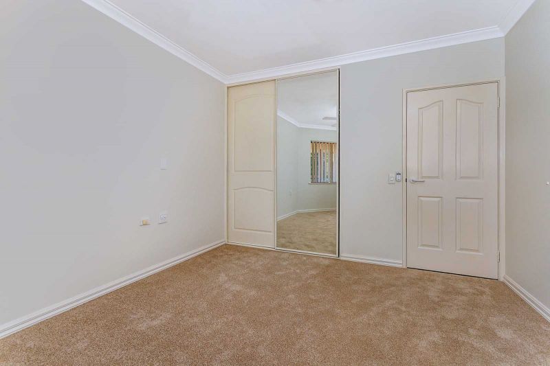 ARCADIA WATERS BICTON - Sought After 3 Bed Villa with Garden Views