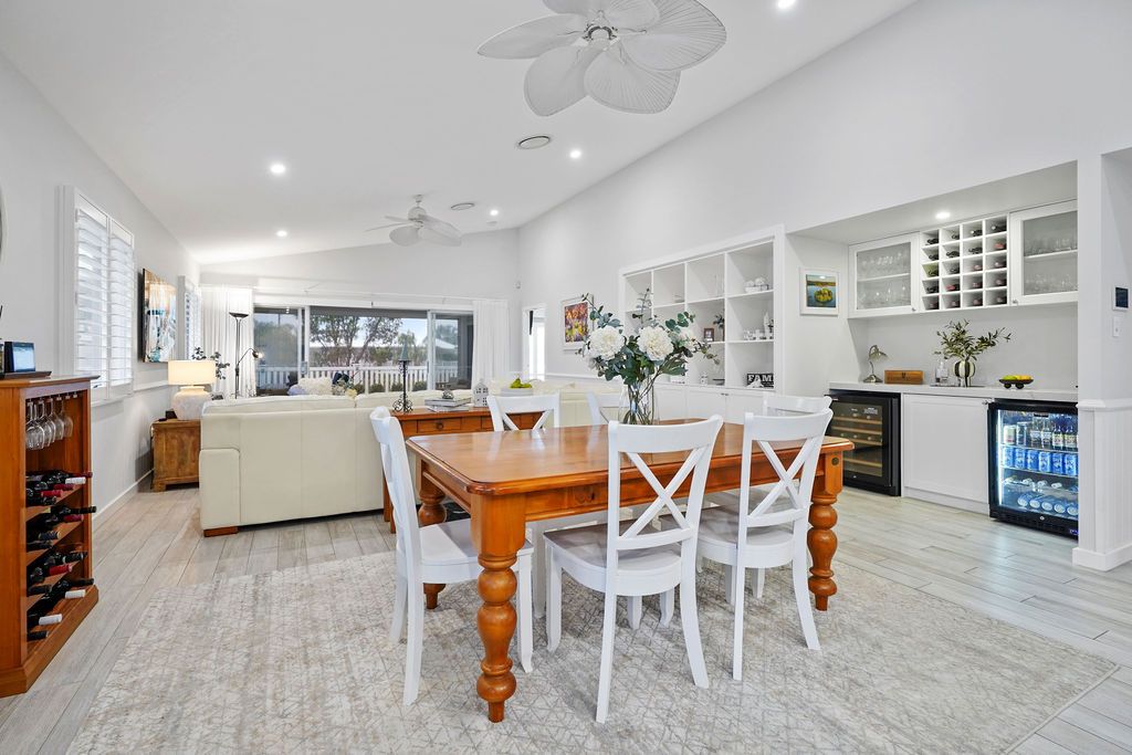 220 Beachmere Bay