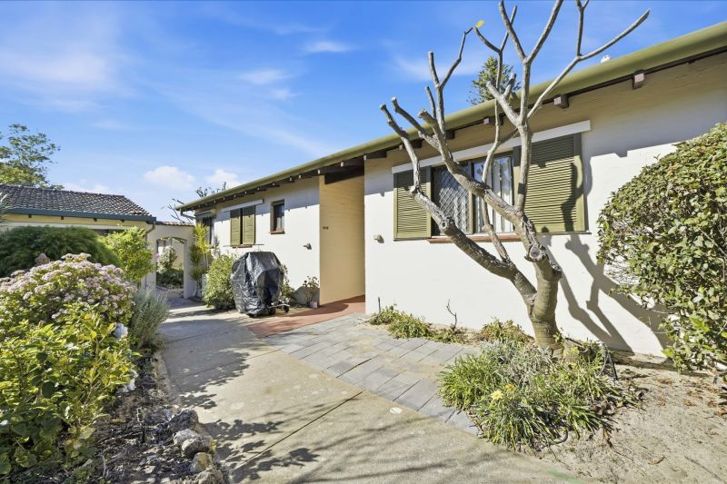 Well Presented Unit with Relaxing Garden Views