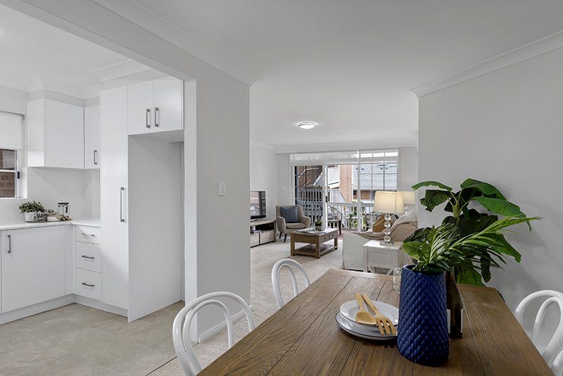Beautifully renovated, sun-filled unit close to the main Clubhouse and amenities