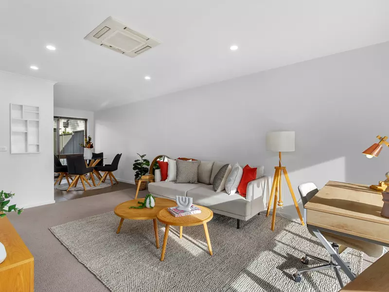 Stylishly Refreshed Unit with Courtyard in Top Location