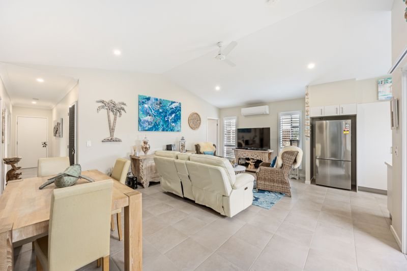 Location, Location, Location- Stunning Bushland Outlook