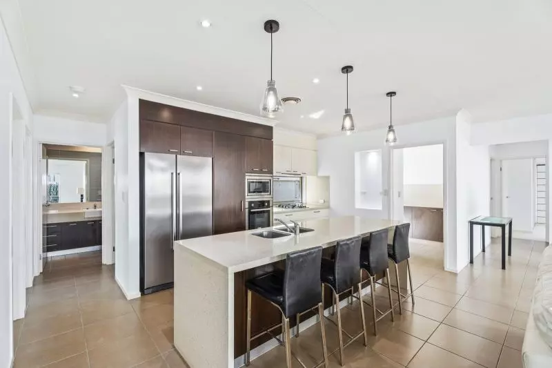 Site 77 - Established Flinders