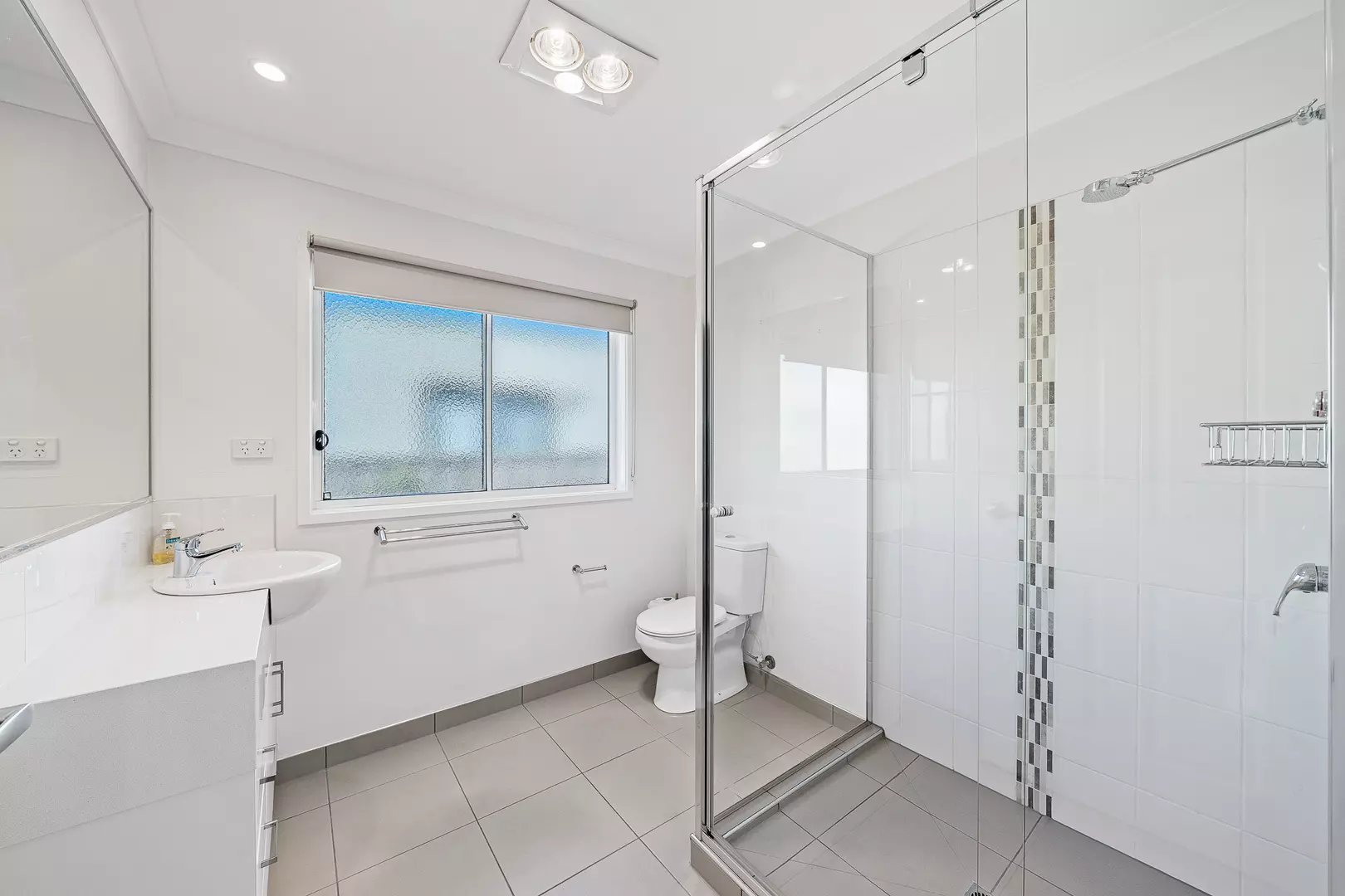 1 Hollydene Court - Palm Lake Resort Willow Lodge