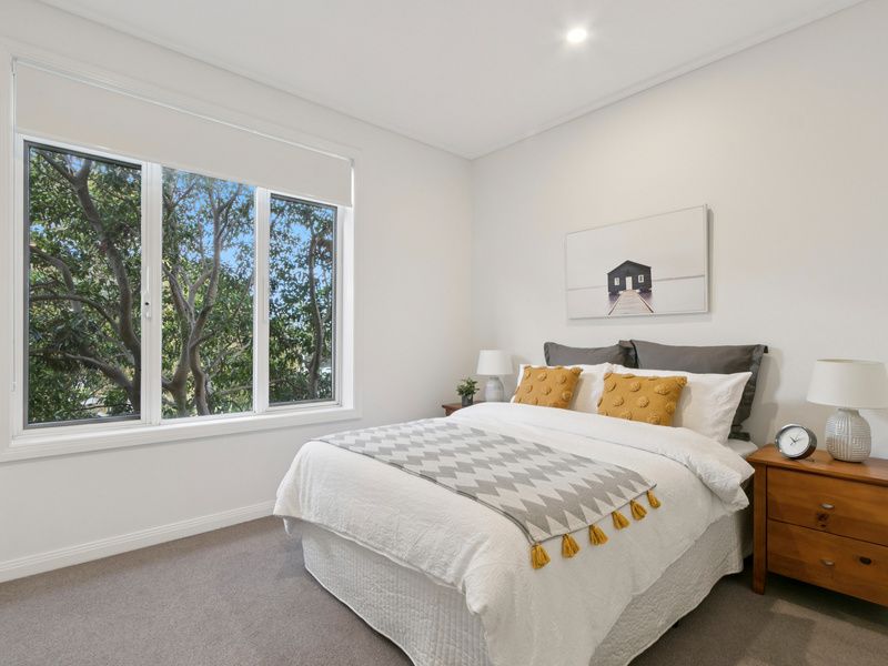 Refurbished Apartment with Leafy Balcony Retreat