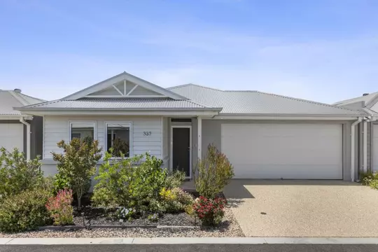 Comfort and Privacy in Prime Location