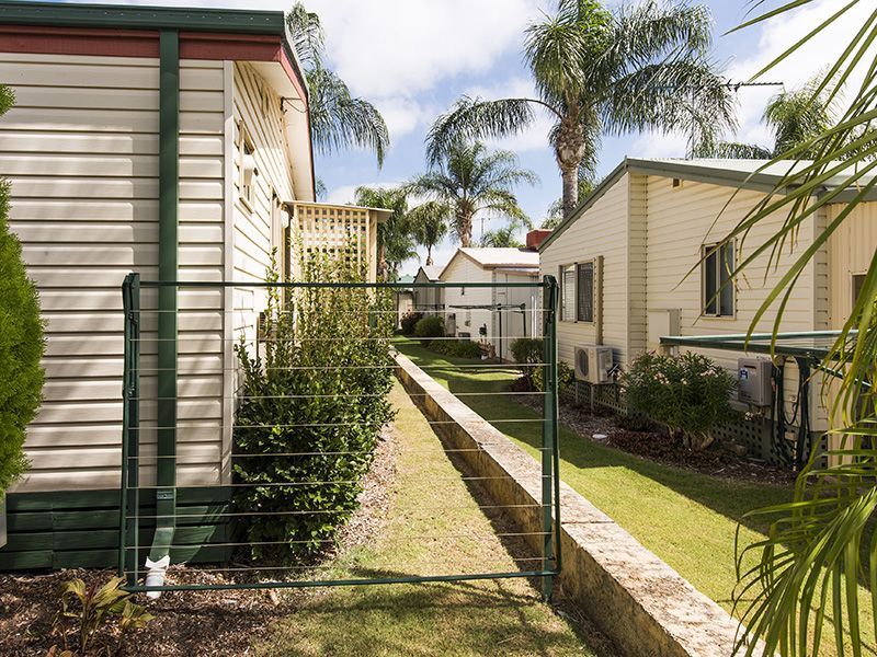 Riverside Gardens Estate - Site 93