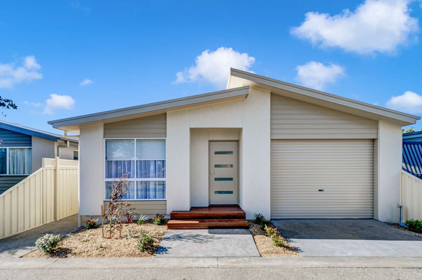 2 Rustic Drive PALM LAKE RESORT Bangholme