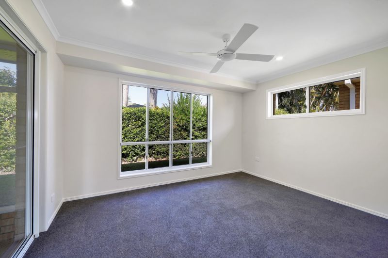 Large 3 bedroom villa, close to Lake!