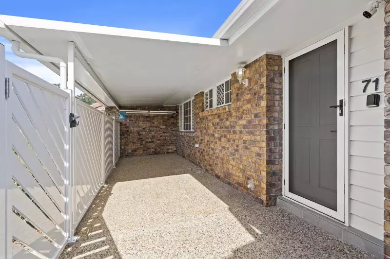 Two Bed with Double Garage, located in a sought-after community.