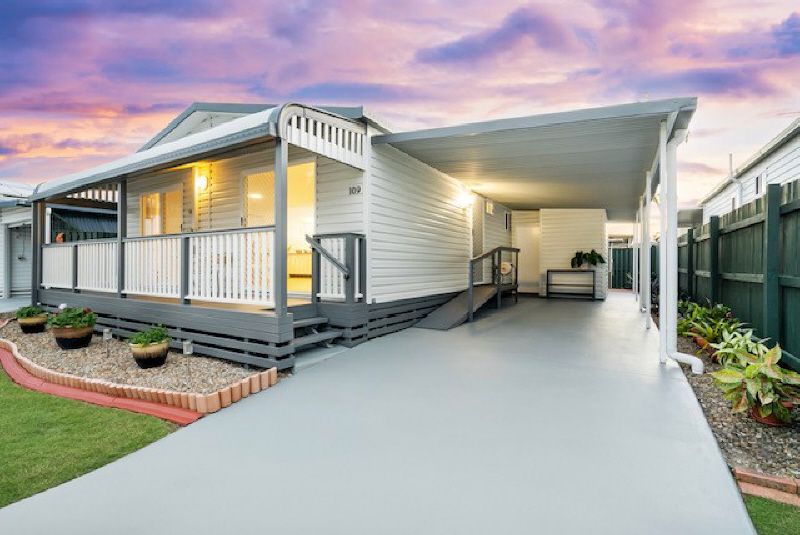 Noble Lakeside Park - Over 50's Lifestyle Resort