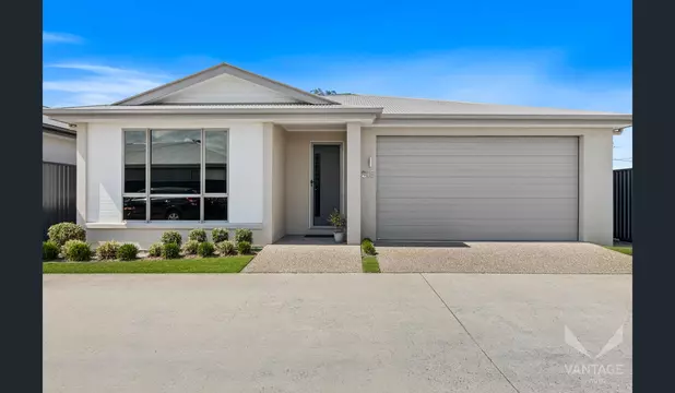 A Private Corner Retreat in Vantage Logan Village Green