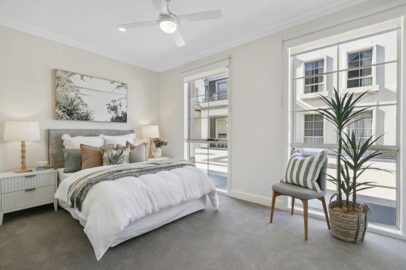 Spacious and bright two-bedroom apartment